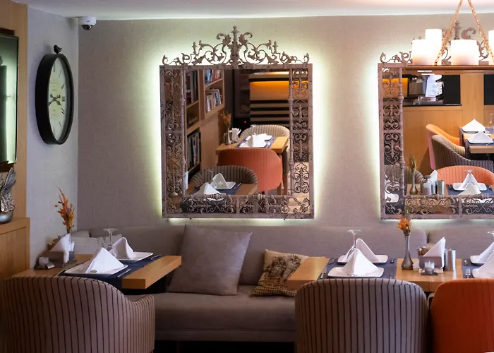 Sky KamerBoutique Hotel